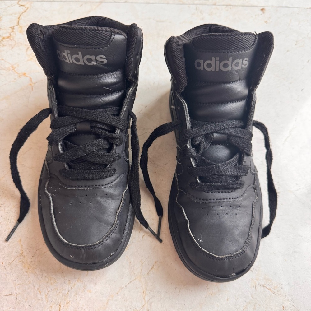 Adidas Kids Black High-Top Sneakers size 2.5